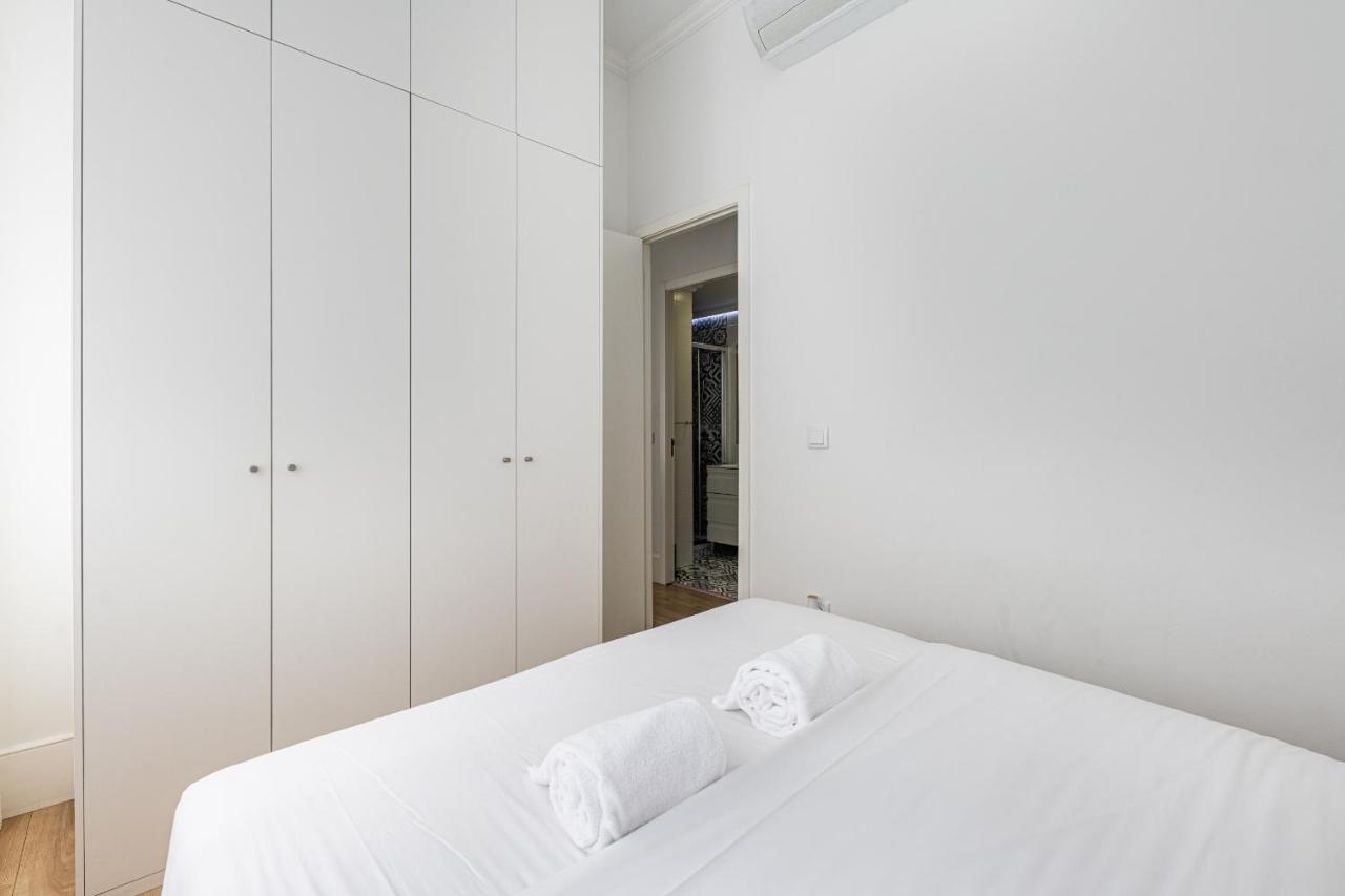 Vibrant Host Solutions - Heroismo'S Metro Porto Exterior photo